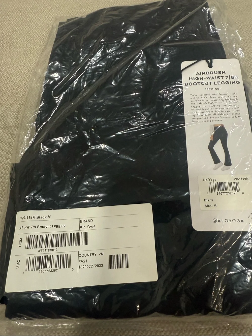 ALO Yoga- Airbrush High-Waist 7/8 Boot Cut legging